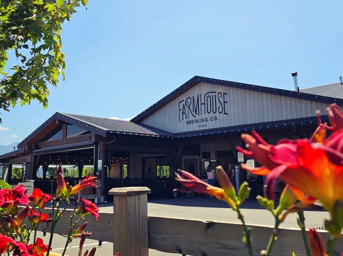 The exterior of Farmhouse Brewing Co in Chilliwack, BC