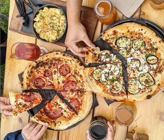 JoyeLam-Metro Vancouver Restaurants - Field House