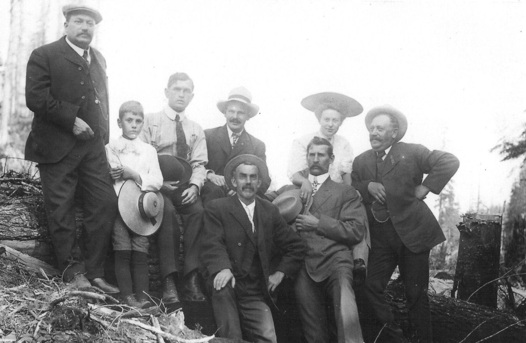 A group of Doering's family and friends including brewmaster Traeger